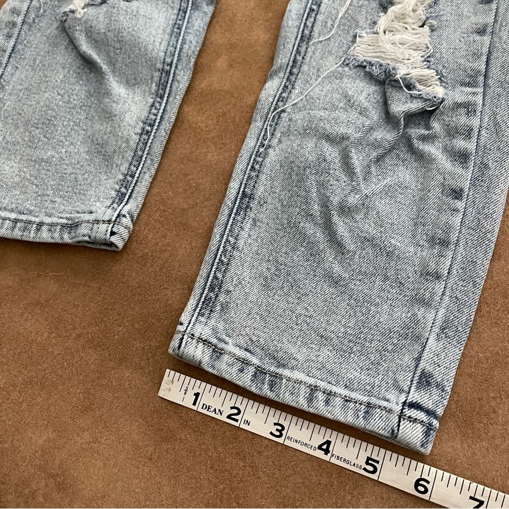 Wild Fable High Rise Mom Jeans Light Wash Size 2 - Picture 15 of 16